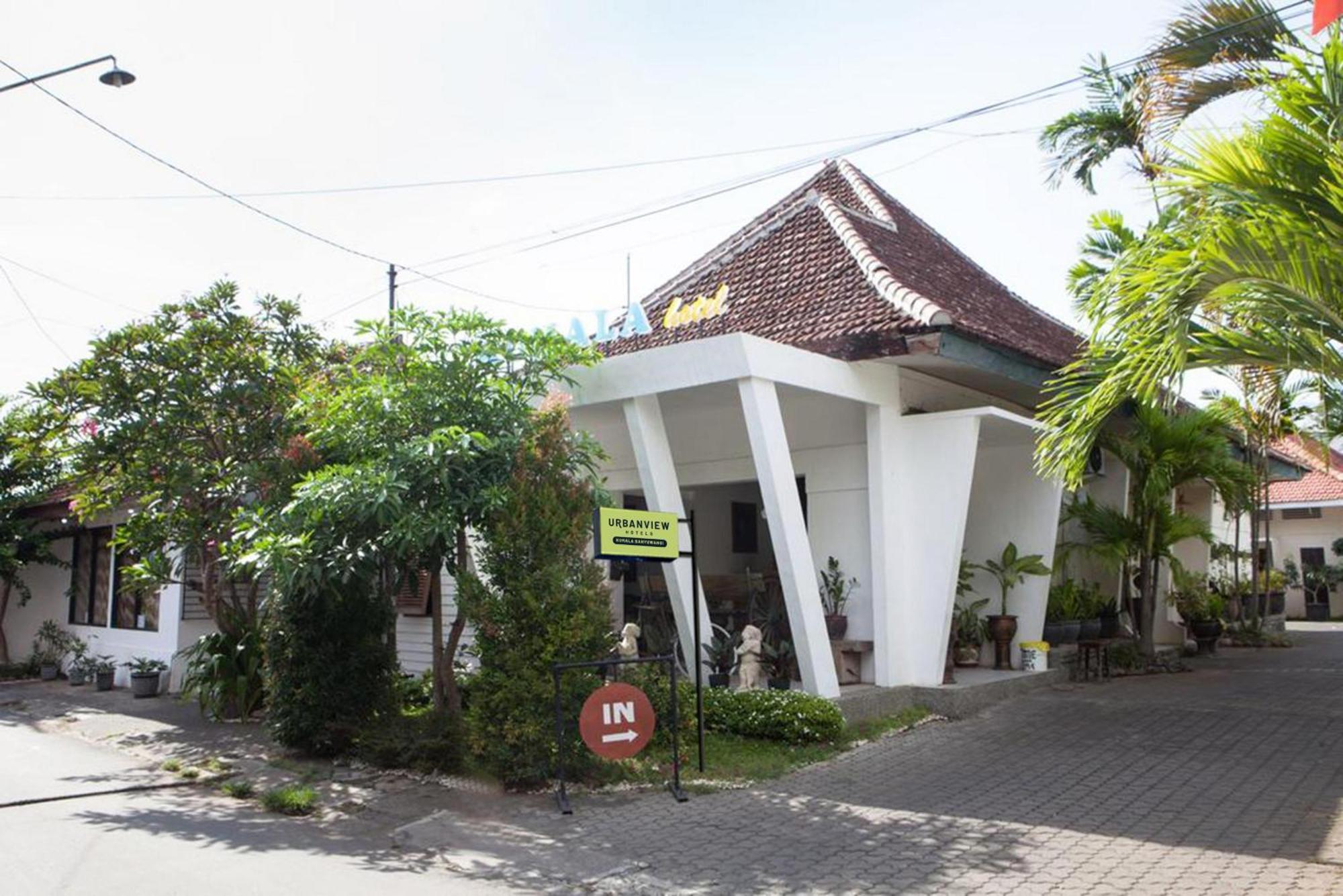 Urbanview Hotel Kumala Banyuwangi By Reddoorz Exterior photo